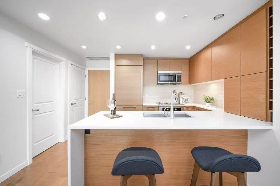 1001 5728 BERTON AVE, Vancouver BC V6T 1W5 Vancouver, BC - 2