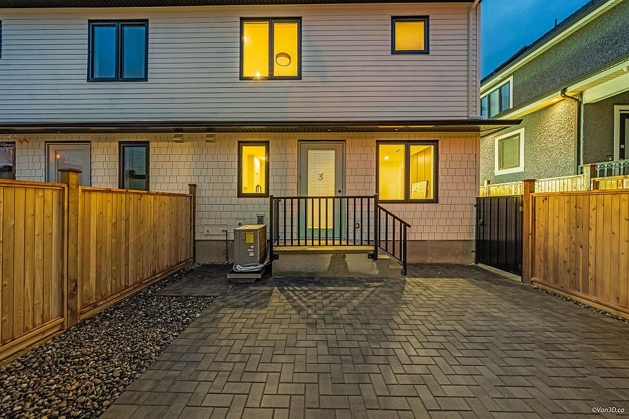 3 6730 Heather Street Vancouver, BC - 29