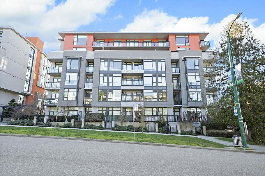 401 4171 Cambie Street Vancouver, BC - 3