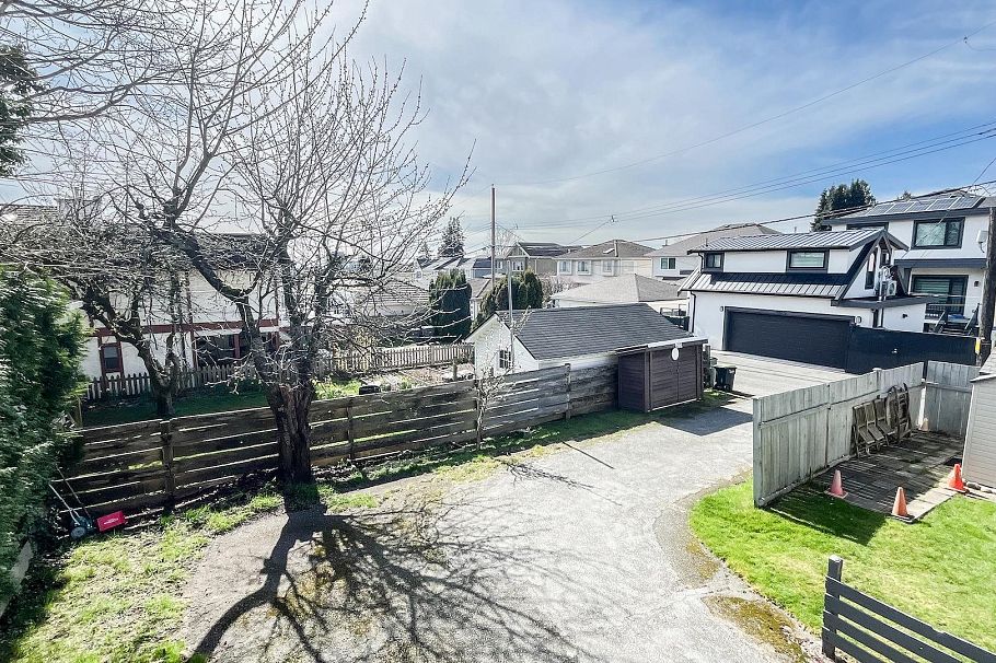 1420 Park Drive Vancouver, BC - 23