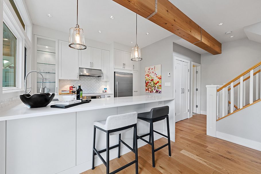 1866 W 15th Avenue Vancouver, BC - 8