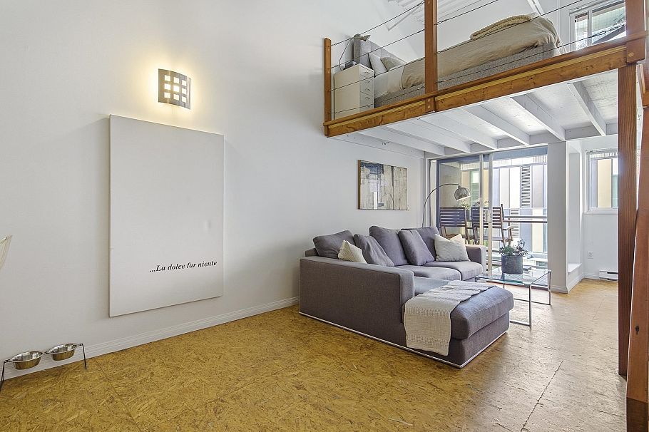 C6 238 E 10th Avenue Vancouver, BC - 14