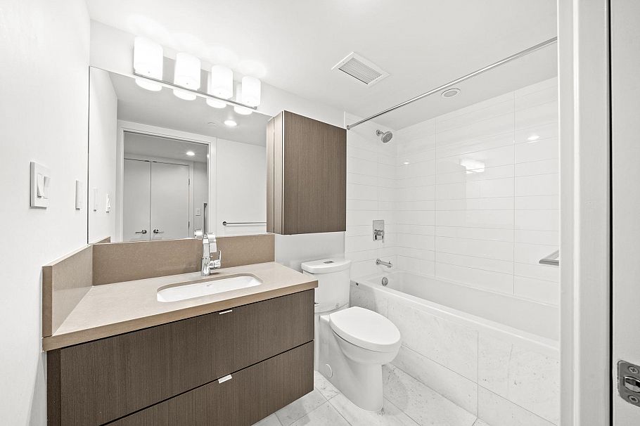 2407 8189 Cambie Street Vancouver, BC - 27