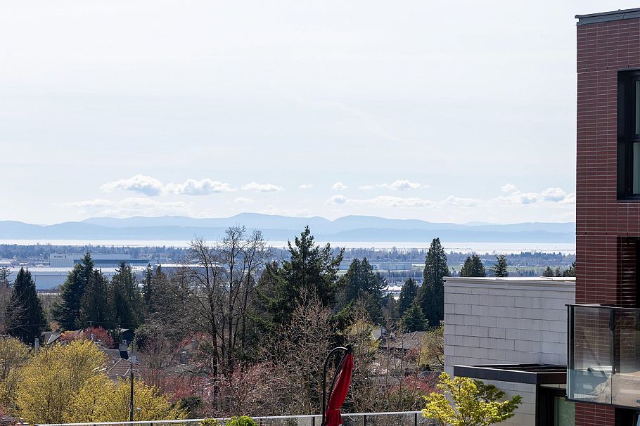 703 1561 W 57th Vancouver, BC - 15