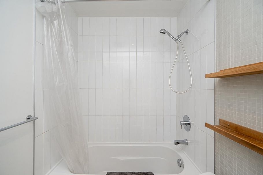 303 2828 Main Street Vancouver, BC - 24