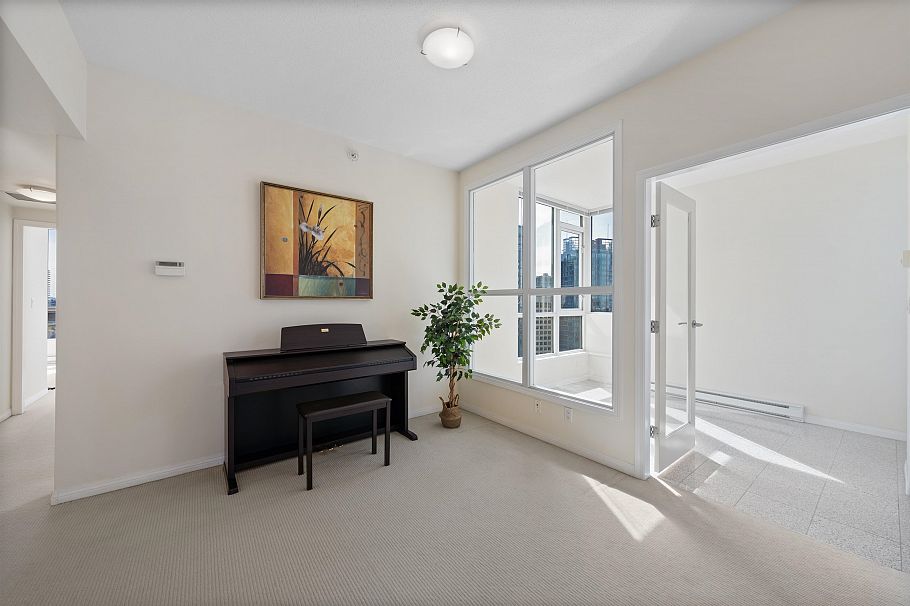 3601 1328 W Pender Street Vancouver, BC - 26