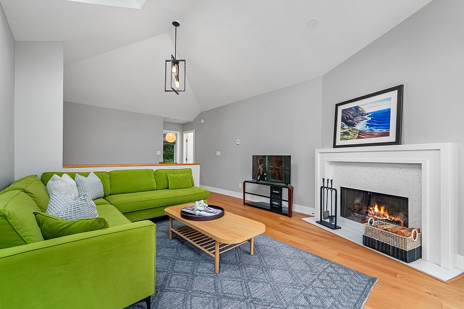 1866 W 15th Avenue Vancouver, BC - 4