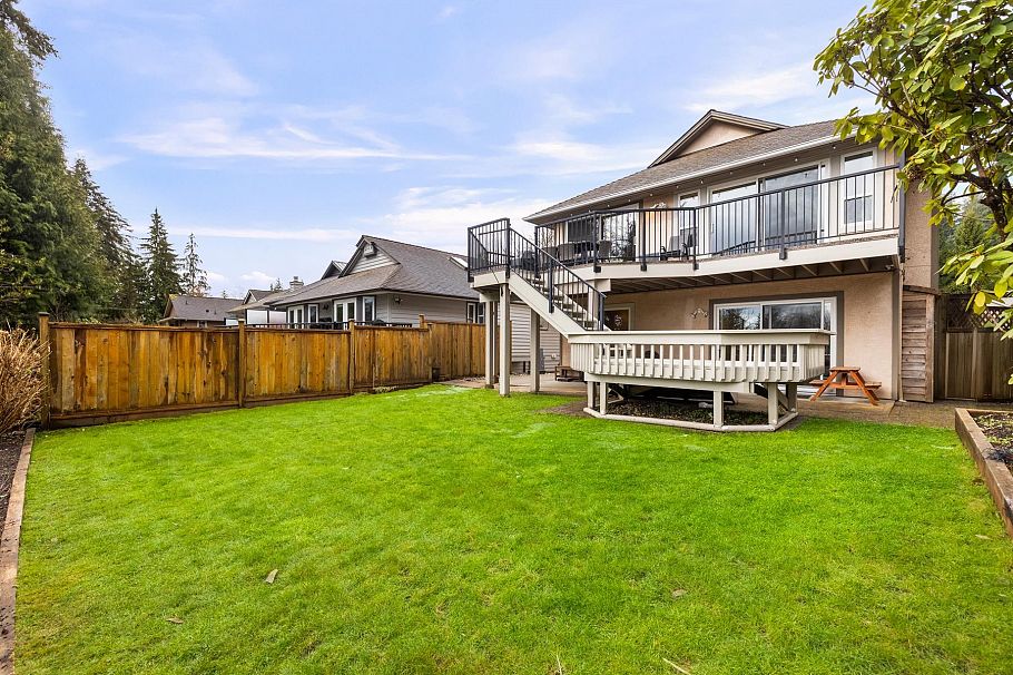 3985 Frames Place North Vancouver, BC - 22