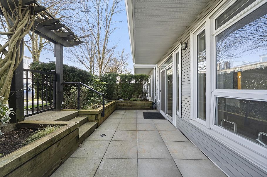 4 1203 Madison Avenue Burnaby, BC - 4