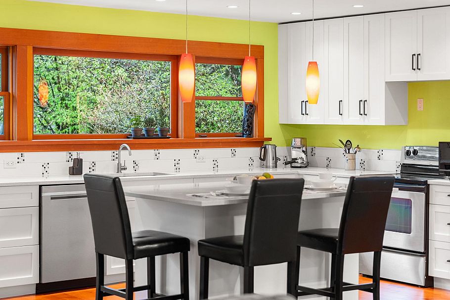 1085 Edgewood Road North Vancouver, BC - 18