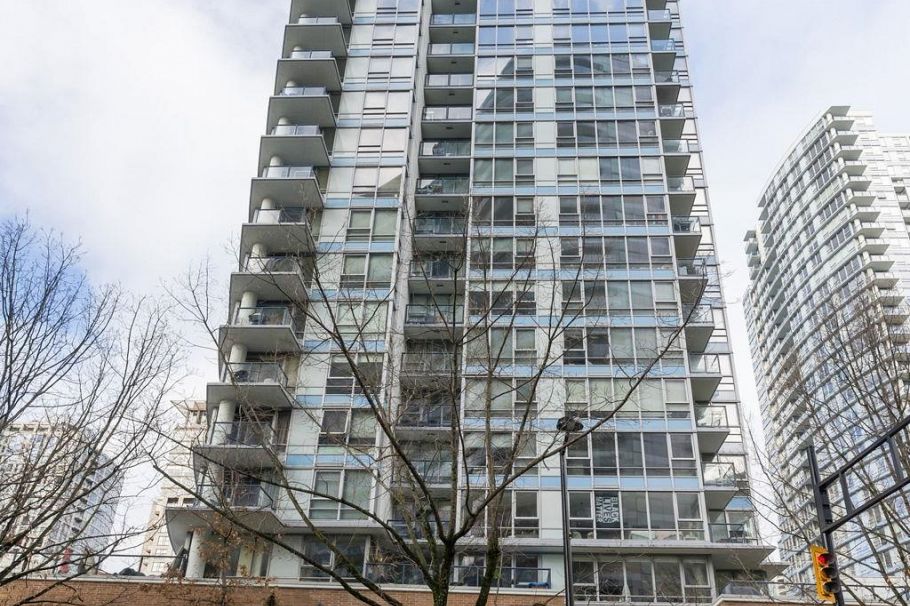 310 939 Expo Boulevard Vancouver, BC - 23