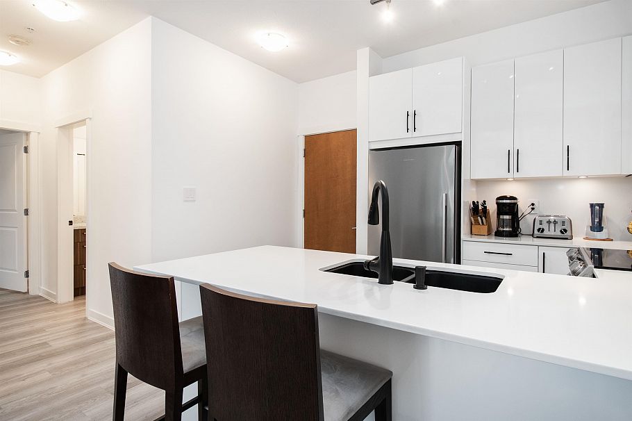 515 119 W 22nd Street North Vancouver, BC - 16