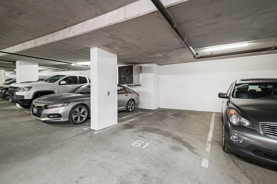 406 210 W 13 Street North Vancouver, BC - 21