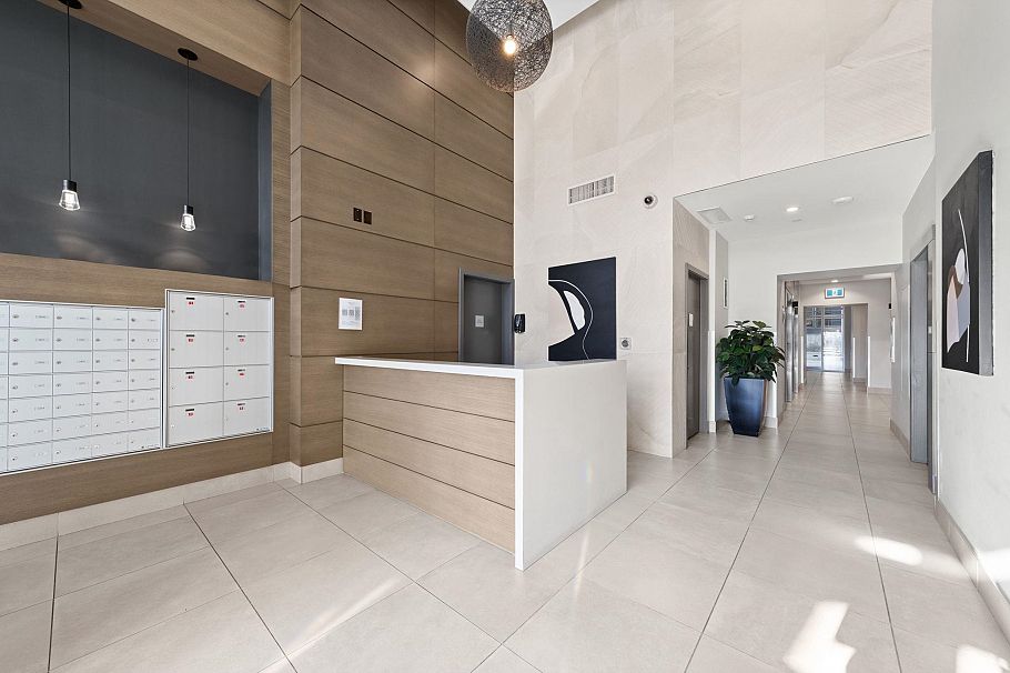 3559 E Kent Avenue North Vancouver, BC - 25