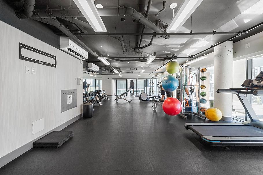 3559 E Kent Avenue North Vancouver, BC - 39