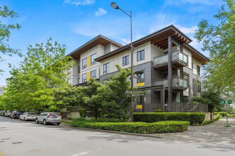 310 3138 Riverwalk Avenue Vancouver, BC - 1