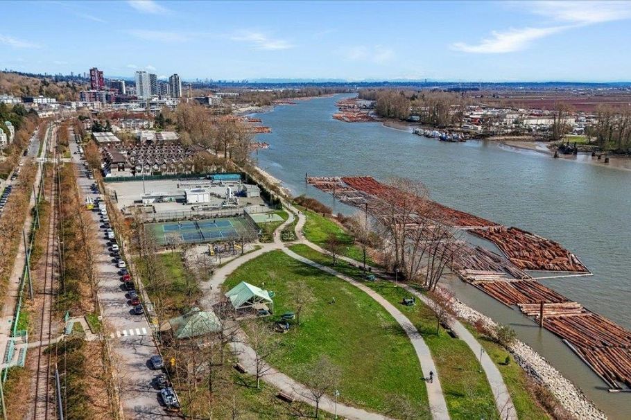 909 2733 Chandlery Place Vancouver, BC - 36