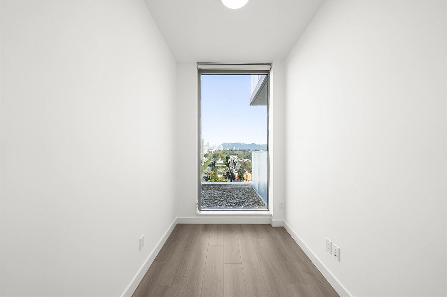 2402 8031 Nunavut Lane Vancouver, BC - 15