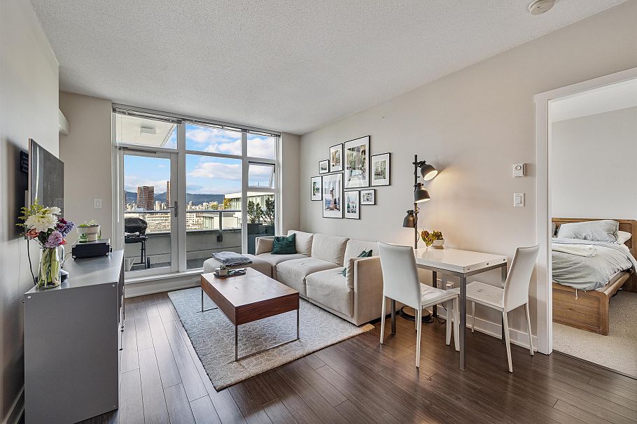 820 1777 W 7th Avenue Vancouver, BC - 1