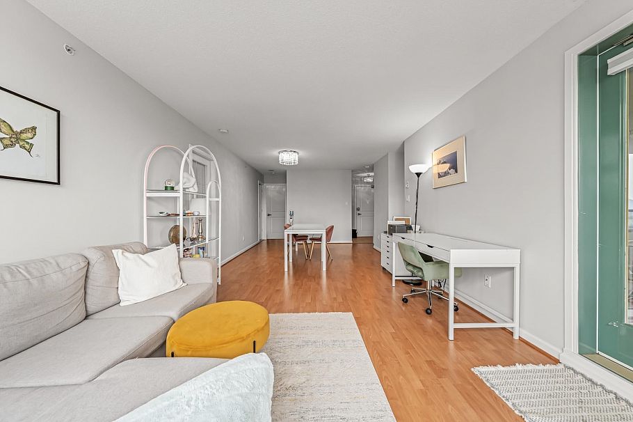 2105 4398 Buchanan Street Burnaby, BC - 7