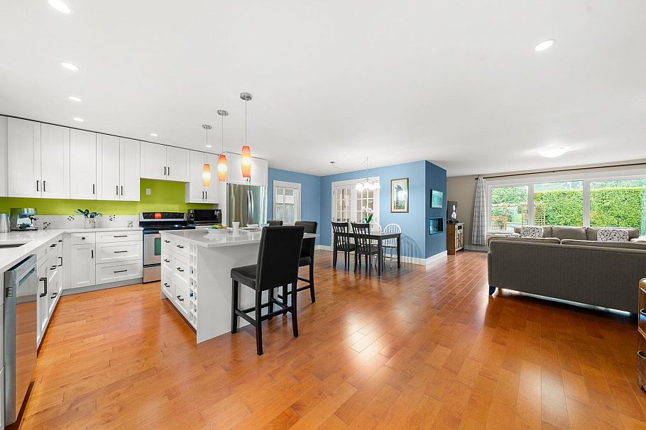 1085 Edgewood Road North Vancouver, BC - 13