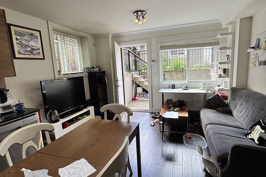 2948 W 32 AVENUE, Vancouver BC V6L 2B7 Vancouver, BC - 2