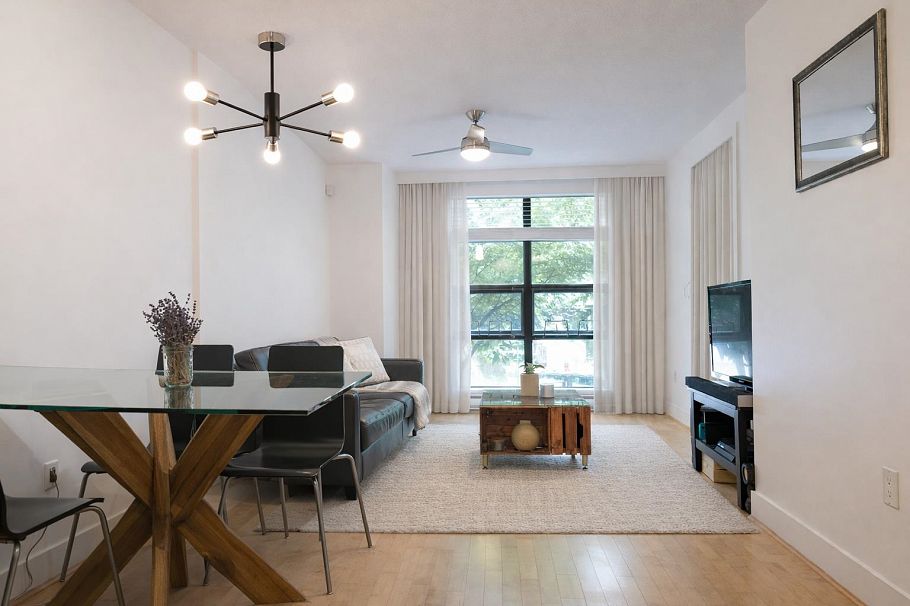 206 2137 W 10 Avenue Vancouver, BC - 1