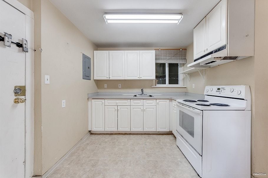 764 E Georgia Street Vancouver, BC - 19