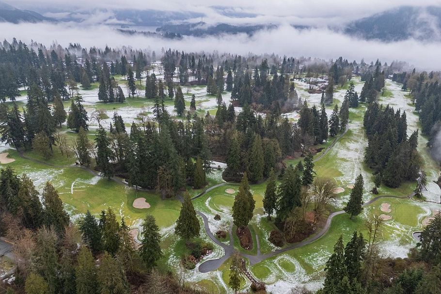 303 3596 Malsum Drive North Vancouver, BC - 24