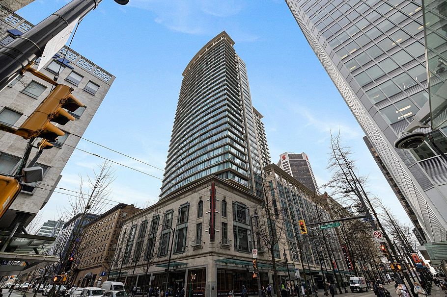 718 610 Granville Street Vancouver, BC - 1