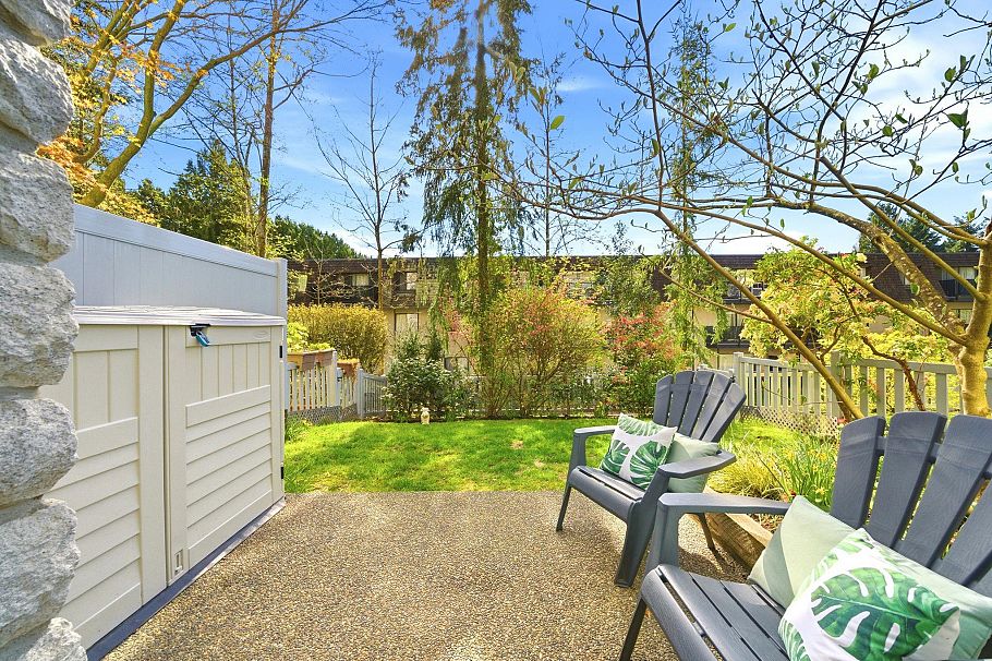 113 1111 Lynn Valley Road North Vancouver, BC - 25