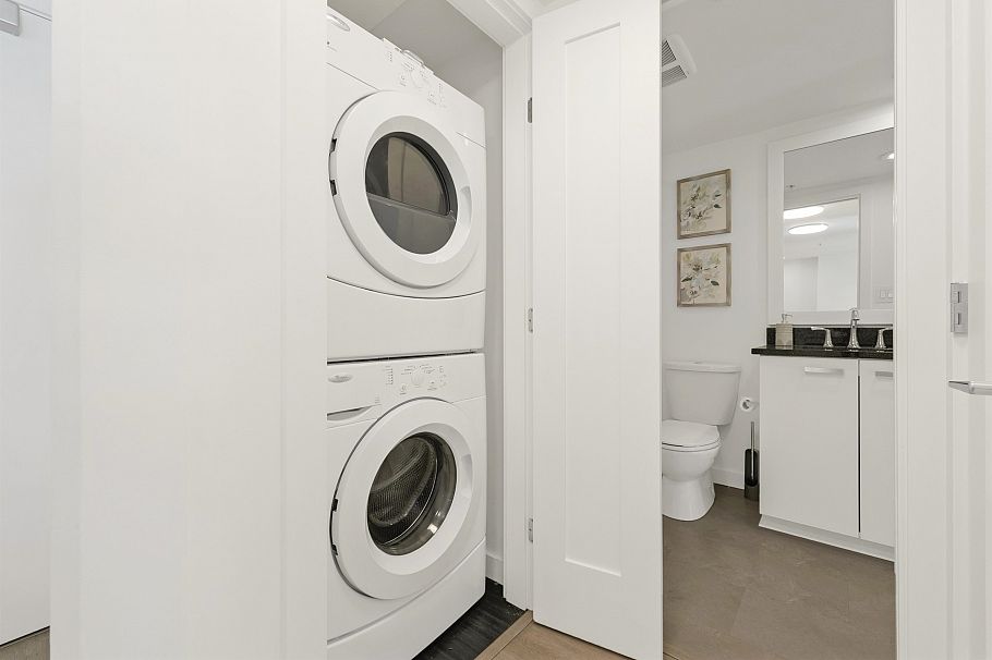 374 2080 W Broadway Vancouver, BC - 27