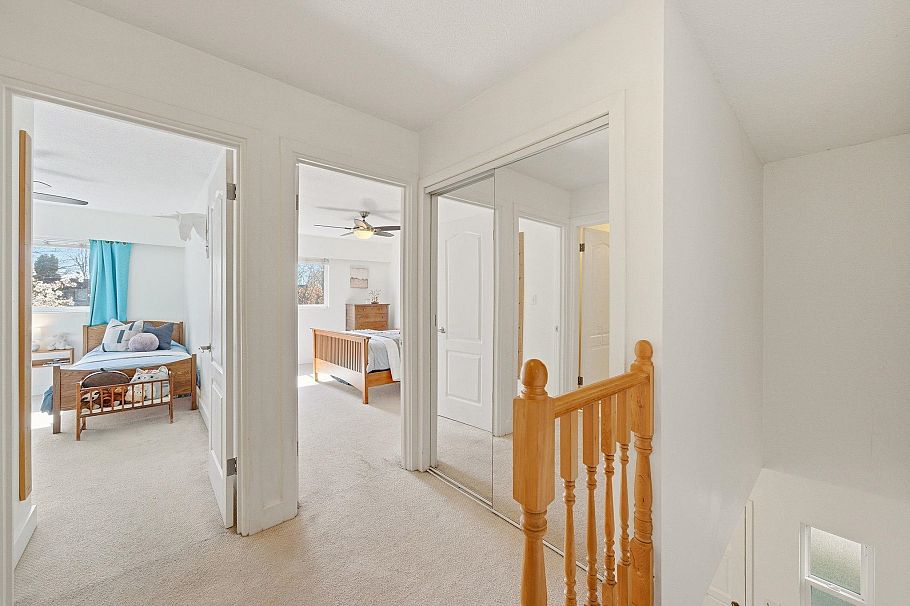 931 Old Lillooet Road North Vancouver, BC - 16