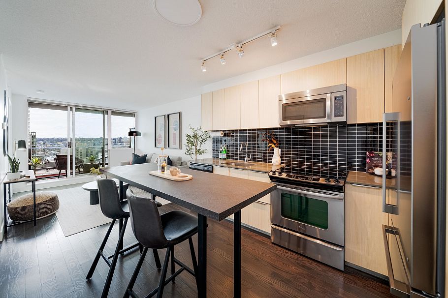 1703 1325 Rolston Street Vancouver, BC - 6