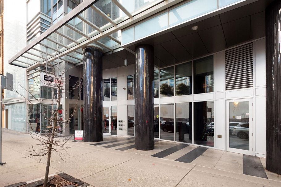 2102 833 Seymour Street Vancouver, BC - 31