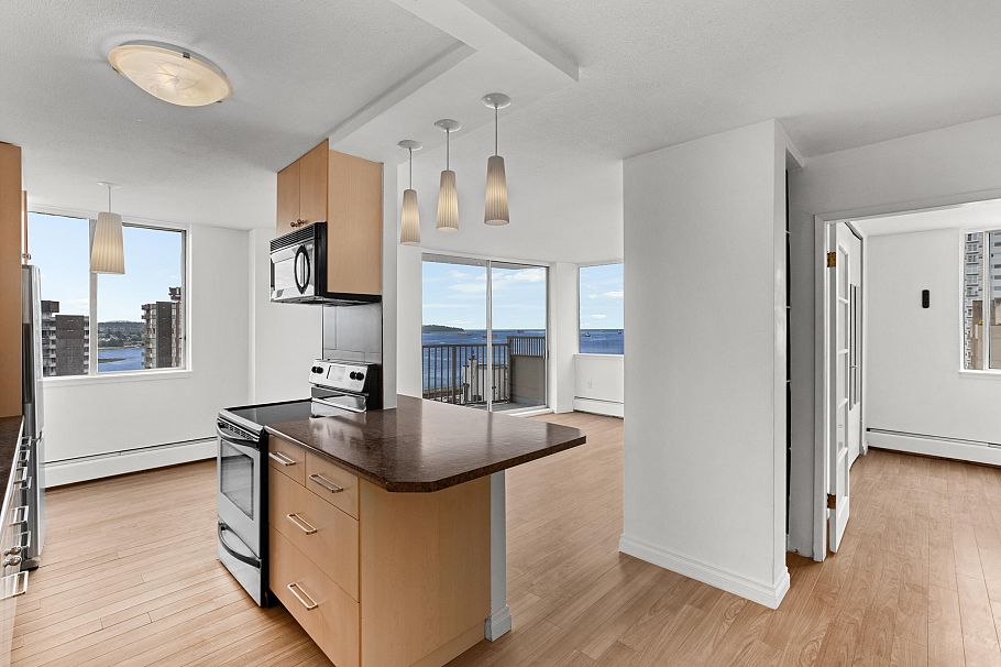 1701 1251 Cardero Street Vancouver, BC - 5