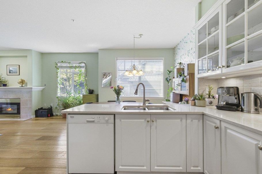 31 5650 Hampton Place Vancouver, BC - 14