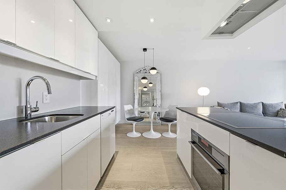 1806 1725 Pendrell Street Vancouver, BC - 7