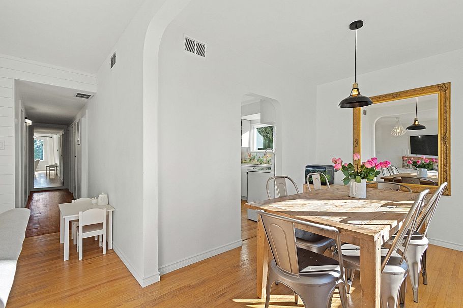 1275 Brantwood Road North Vancouver, BC - 9