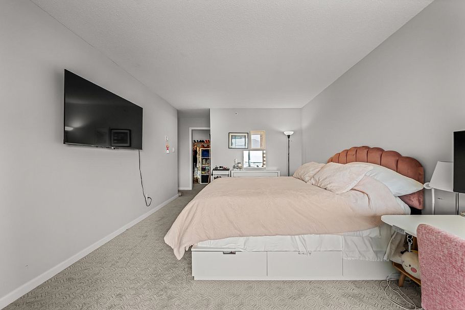 2105 4398 Buchanan Street Burnaby, BC - 12