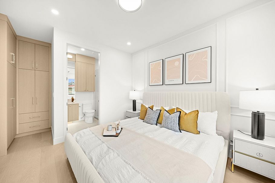 2965 Glen Drive Vancouver, BC - 18