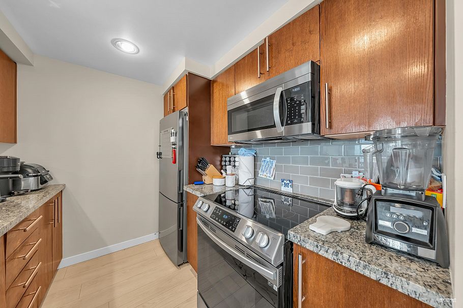 2901 1008 Cambie Street Vancouver, BC - 5