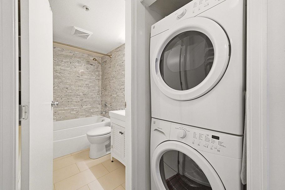 113 1111 Lynn Valley Road North Vancouver, BC - 18