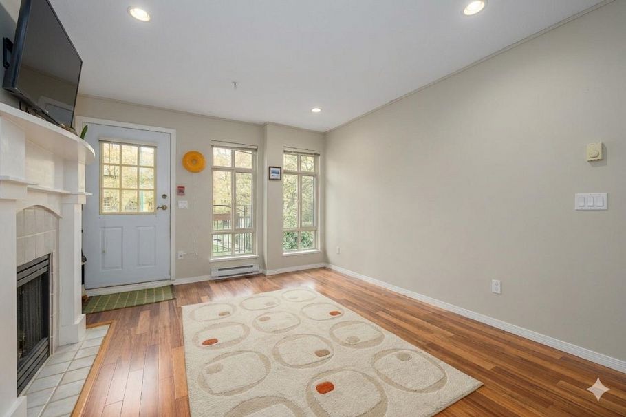 3018 W 4th Avenue Vancouver, BC - 7