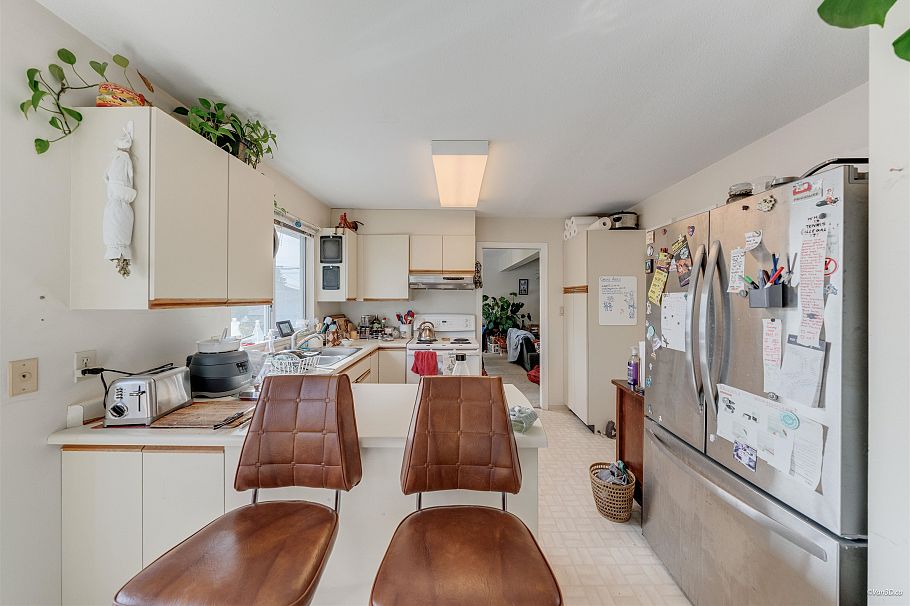 5592 Elizabeth Street Vancouver, BC - 14