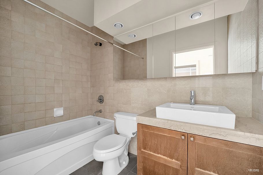 1113 1333 W Georgia Street Vancouver, BC - 13