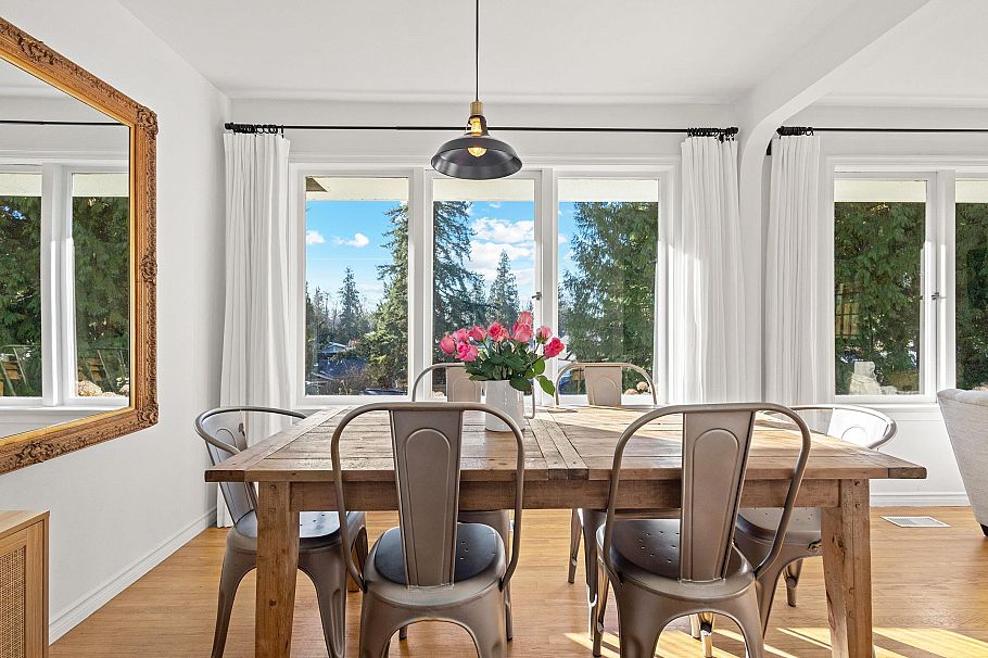 1275 Brantwood Road North Vancouver, BC - 8