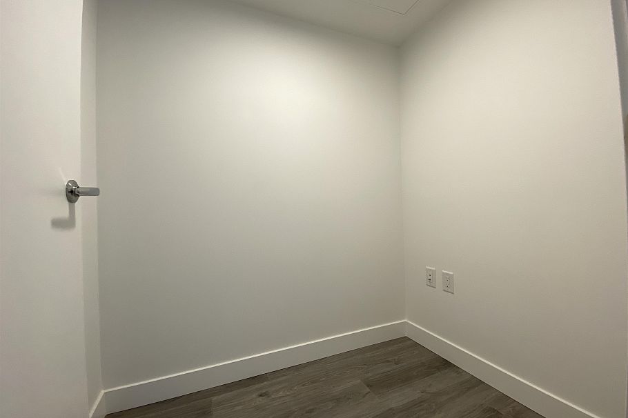 5xx 8181 CHESTER STREET, Vancouver BC V5X 0J9 Vancouver, BC - 7