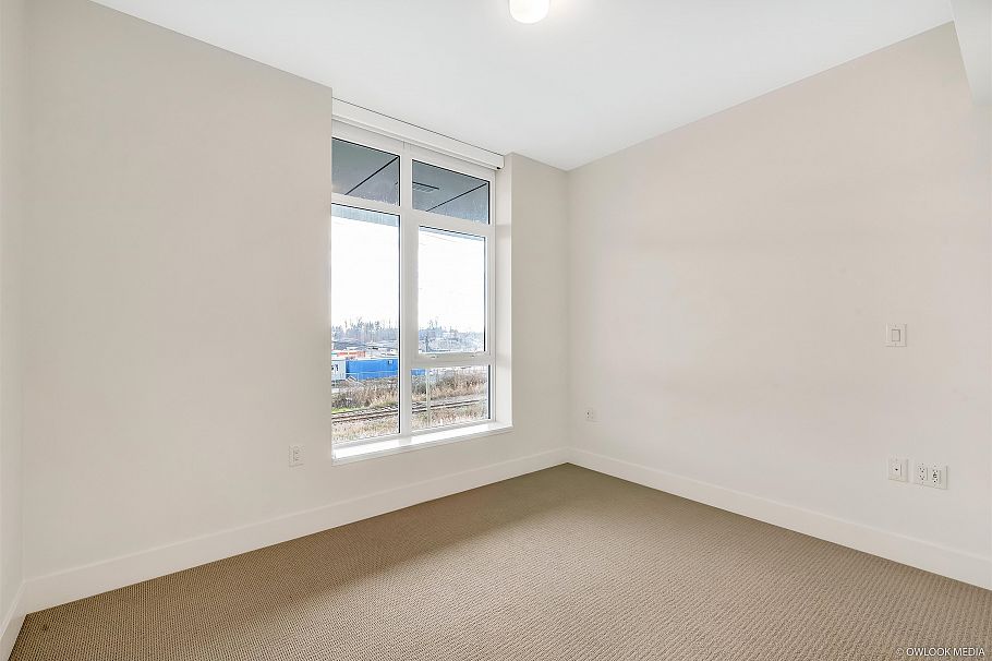 3559 E Kent Avenue North Vancouver, BC - 6