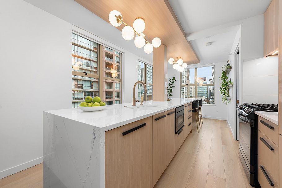 1203 969 Richards Street Vancouver, BC - 6